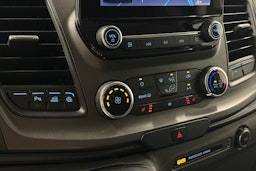 valkoinen Ford Transit Custom 2020 kuva 16.