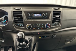 valkoinen Ford Transit Custom 2020 kuva 8.