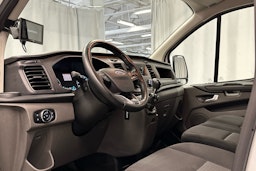valkoinen Ford Transit Custom 2020 kuva 10.