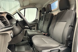 valkoinen Ford Transit Custom 2020 kuva 15.