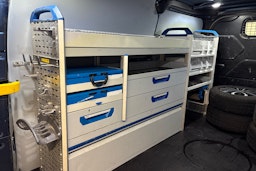 sininen Ford Transit Custom 2020 kuva 13.