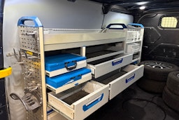 sininen Ford Transit Custom 2020 kuva 15.