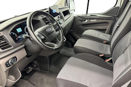 valkoinen Ford Transit Custom 2020 kuva 8.