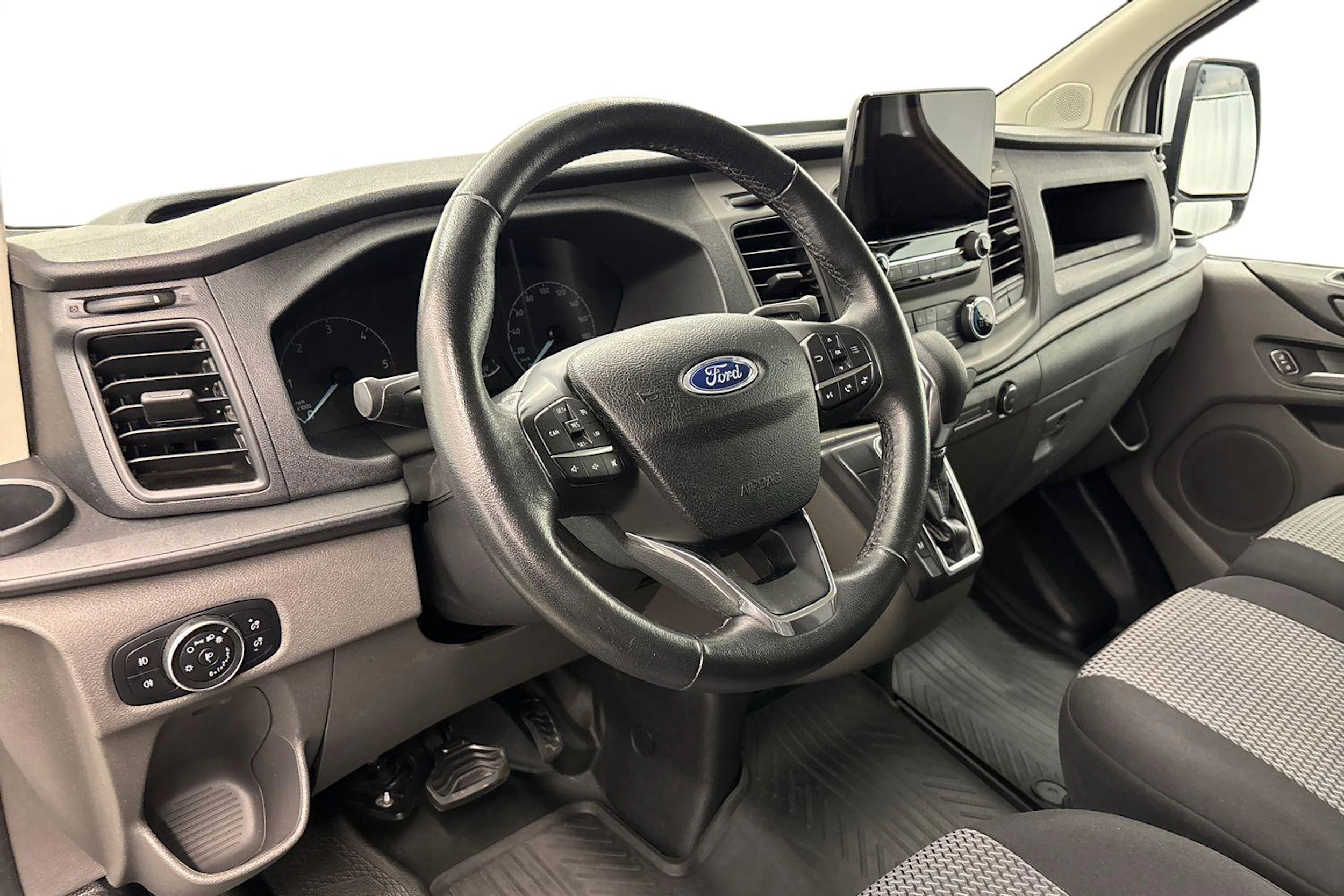 valkoinen Ford Transit Custom 2020 kuva 9.