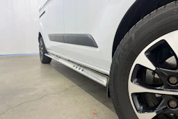 valkoinen Ford Transit Custom 2020 kuva 27.