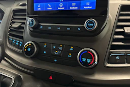 musta Ford Transit Custom 2020 kuva 22.