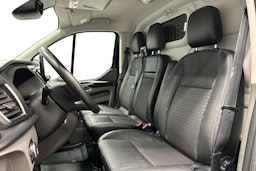 musta Ford Transit Custom 2020 kuva 8.