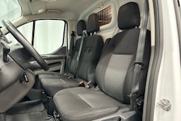 valkoinen Ford Transit Custom 2020 kuva 6.