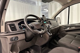valkoinen Ford Transit Custom 2020 kuva 9.