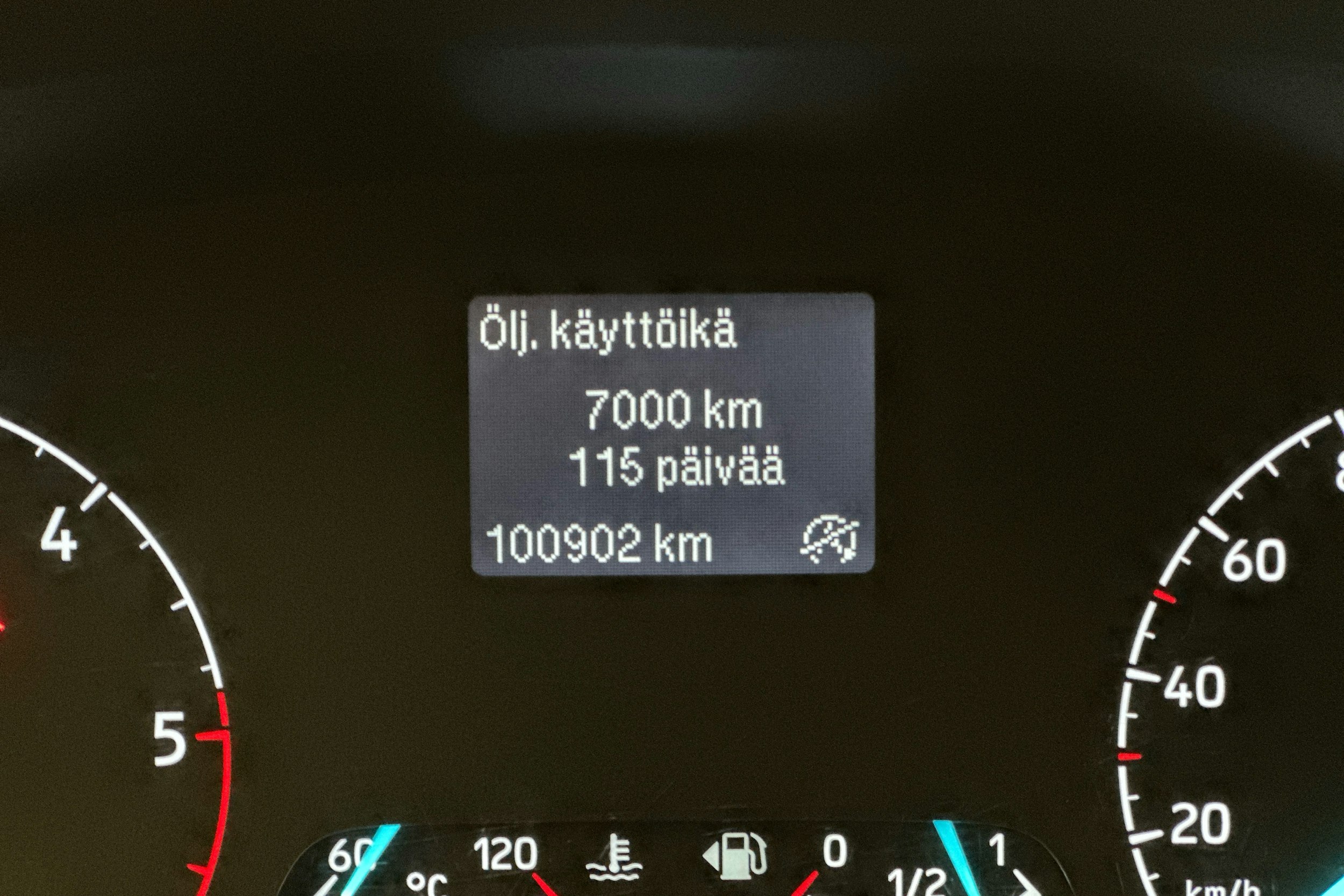 valkoinen Ford Transit Custom 2020 kuva 12.