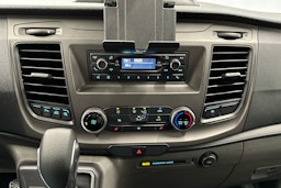 valkoinen Ford Transit Custom 2020 kuva 14.