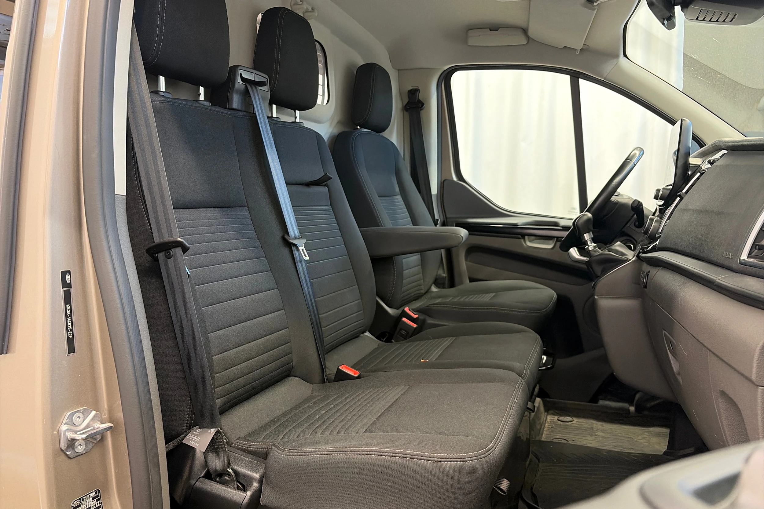 harmaa Ford Transit Custom 2020 kuva 11.