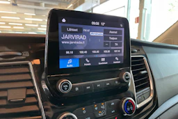 Punainen Ford Transit Custom 2020 kuva 20.