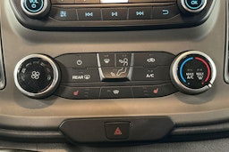 valkoinen Ford Transit Custom 2020 kuva 9.