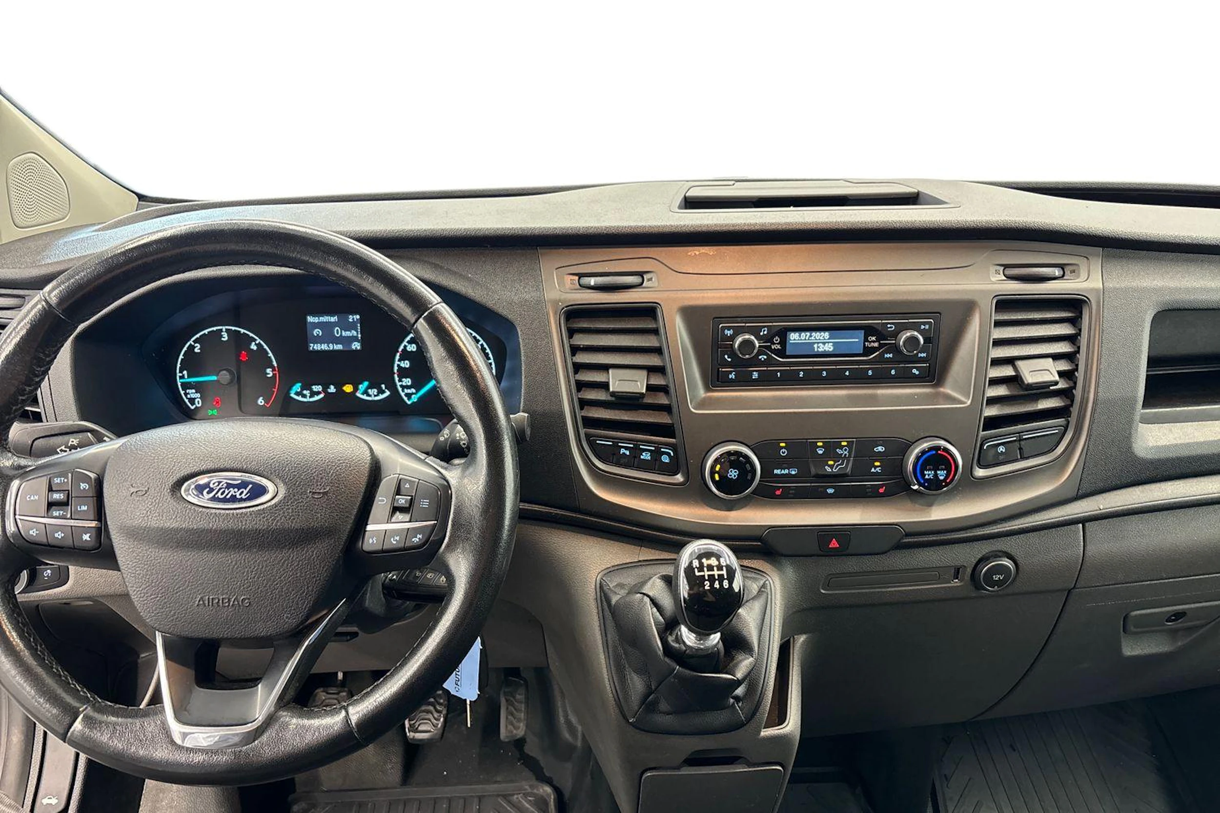 valkoinen Ford Transit Custom 2020 kuva 7.