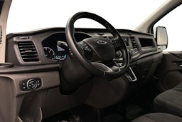 valkoinen Ford Transit Custom 2020 kuva 6.