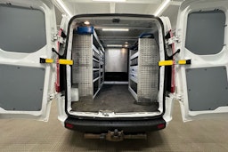 valkoinen Ford Transit Custom 2020 kuva 17.