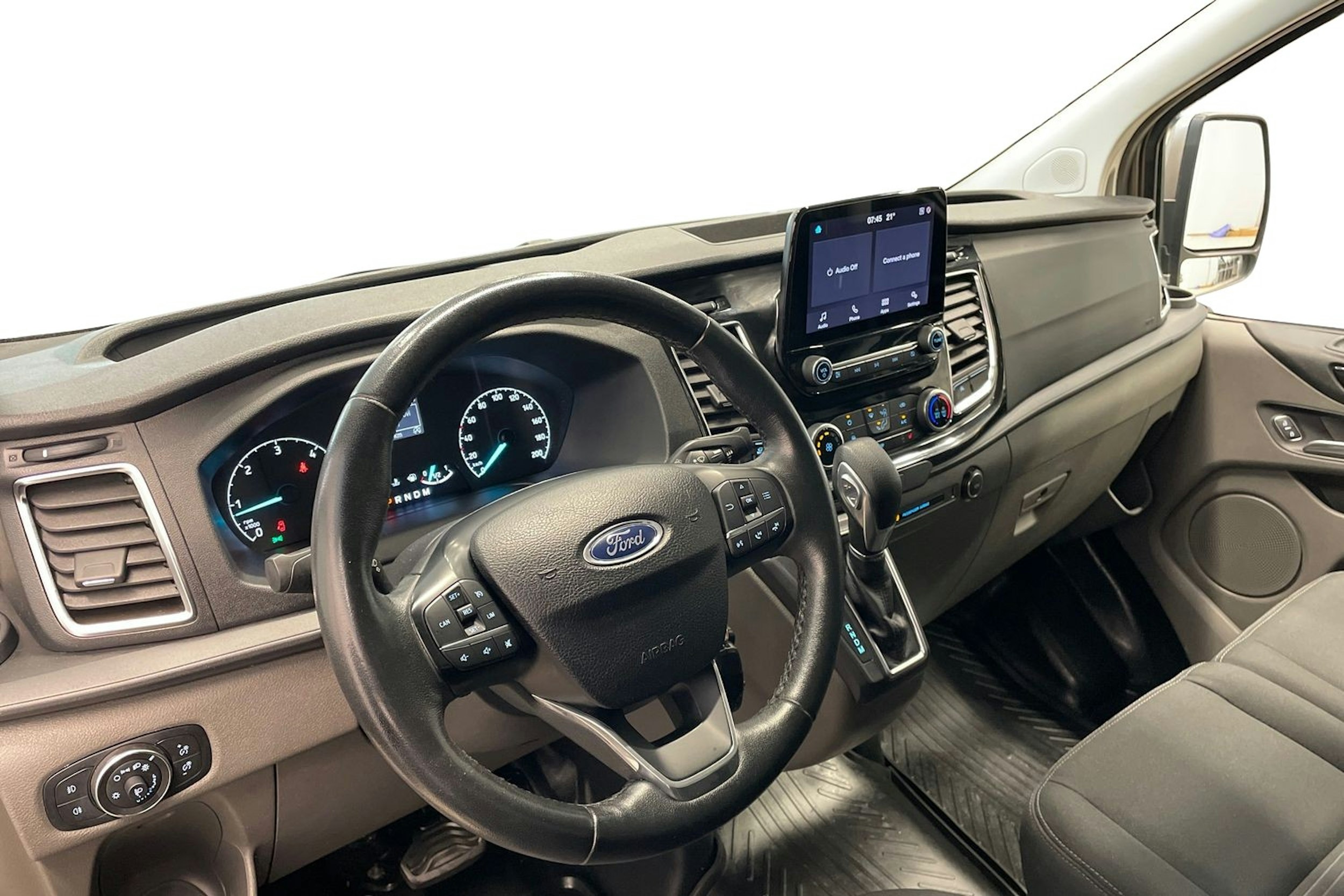 Harmaa Ford Transit Custom 2020 kuva 9.