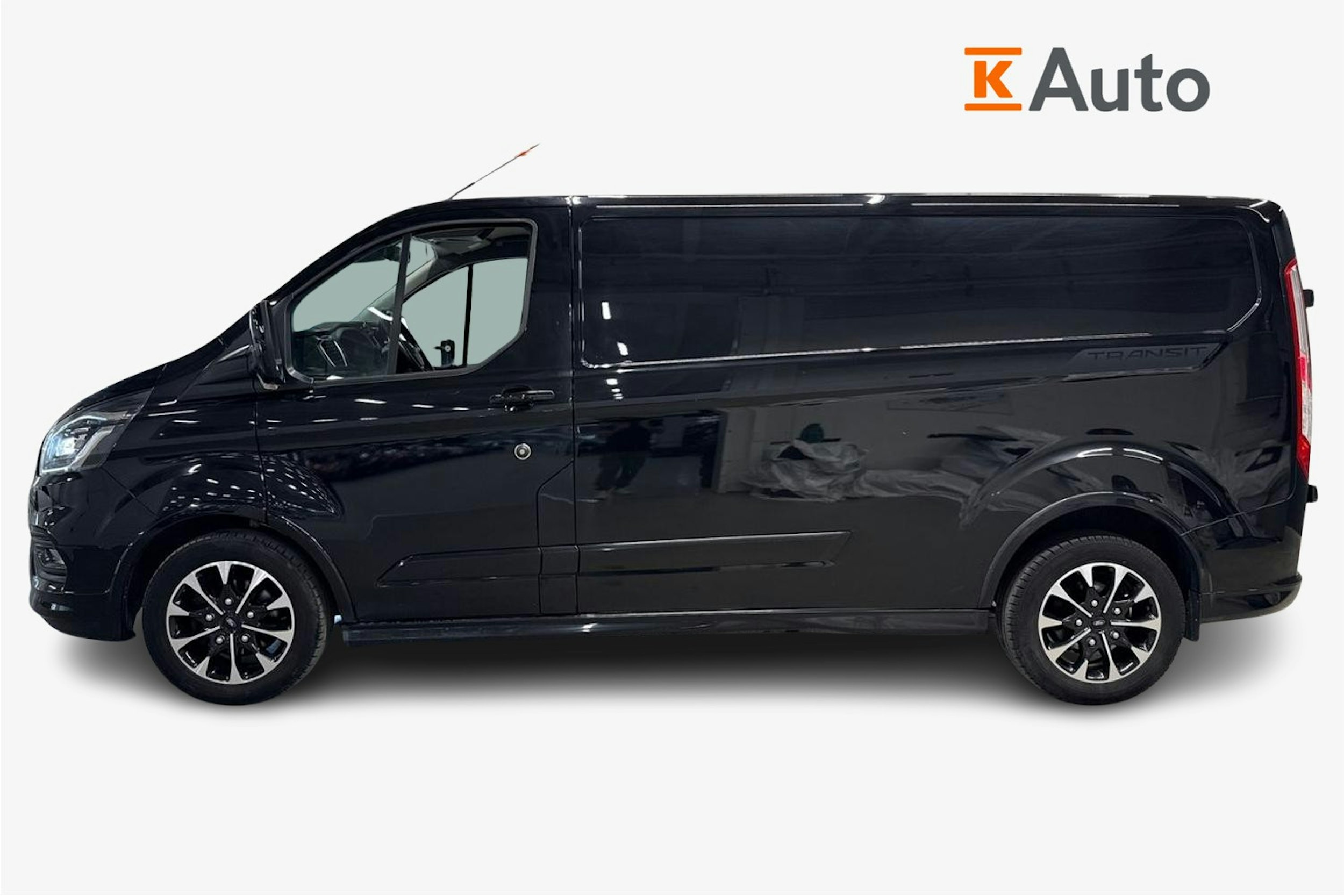 met. musta Ford Transit Custom 2020 kuva 6.