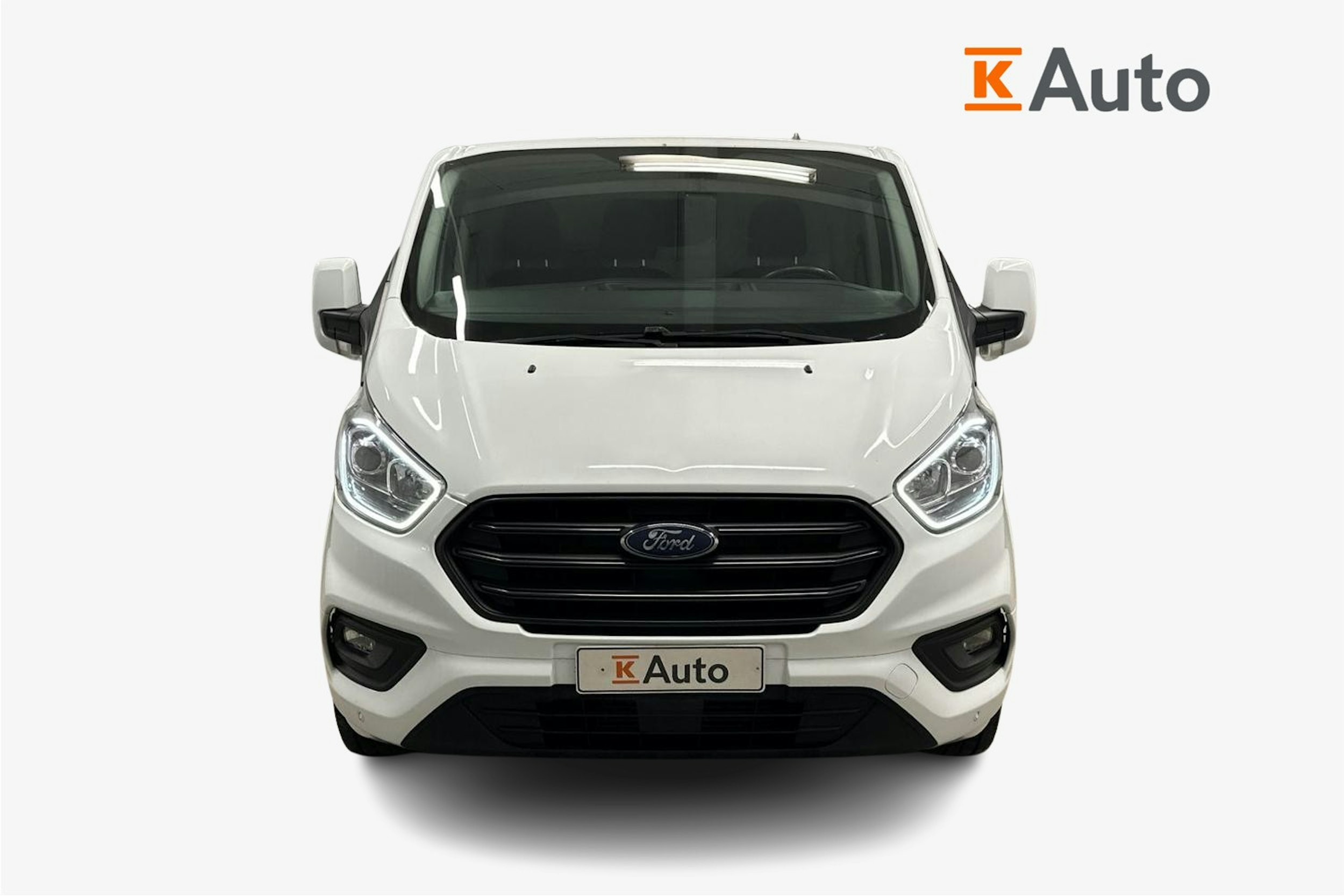 valkoinen Ford Transit Custom 2020 kuva 4.