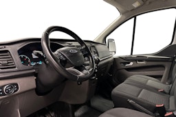 valkoinen Ford Transit Custom 2020 kuva 6.