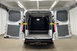 valkoinen Ford Transit Custom 2020 kuva 9.
