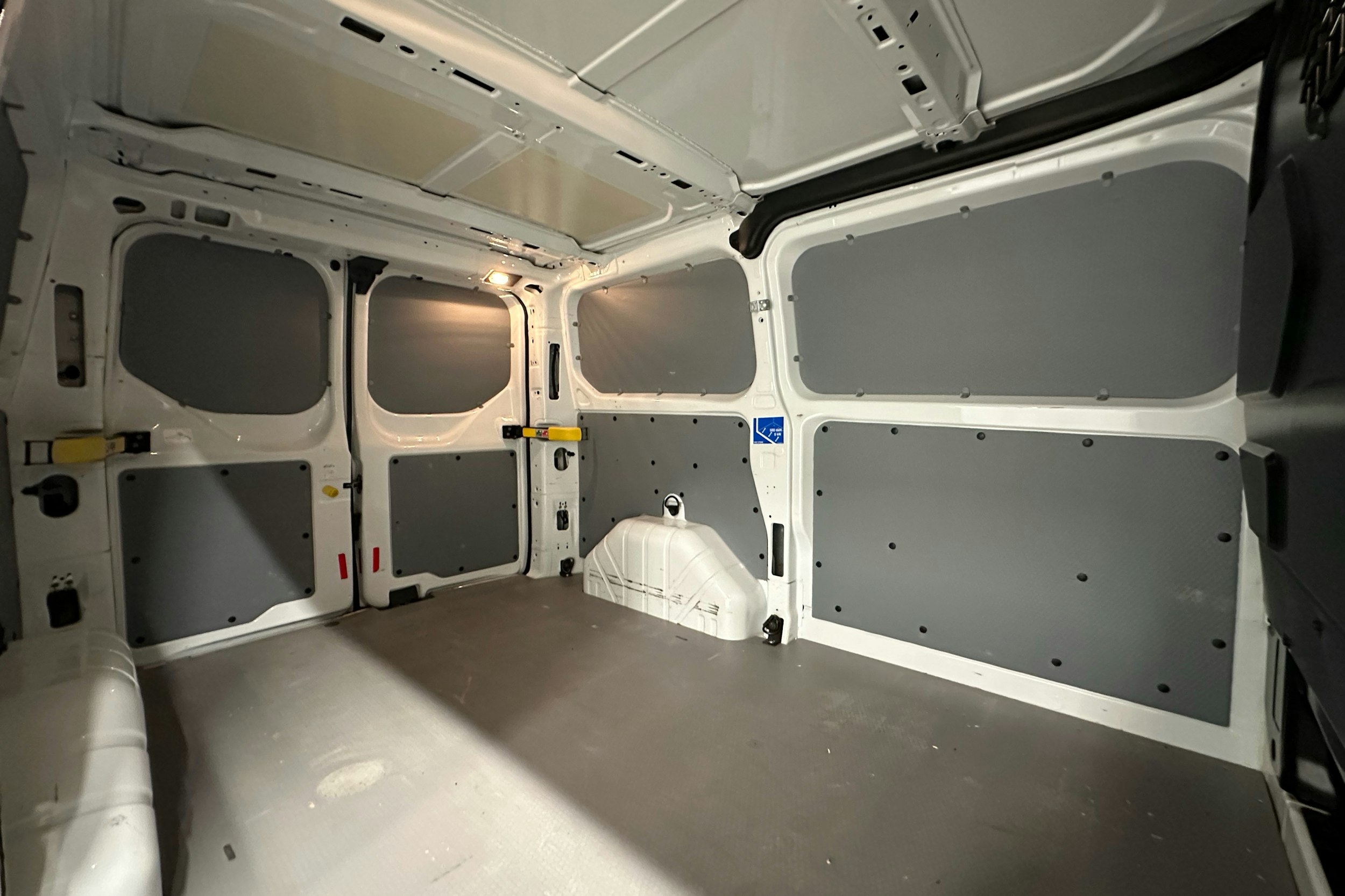 valkoinen Ford Transit Custom 2020 kuva 10.