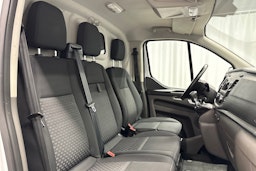 valkoinen Ford Transit Custom 2020 kuva 13.