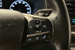 valkoinen Ford Transit Custom 2020 kuva 16.