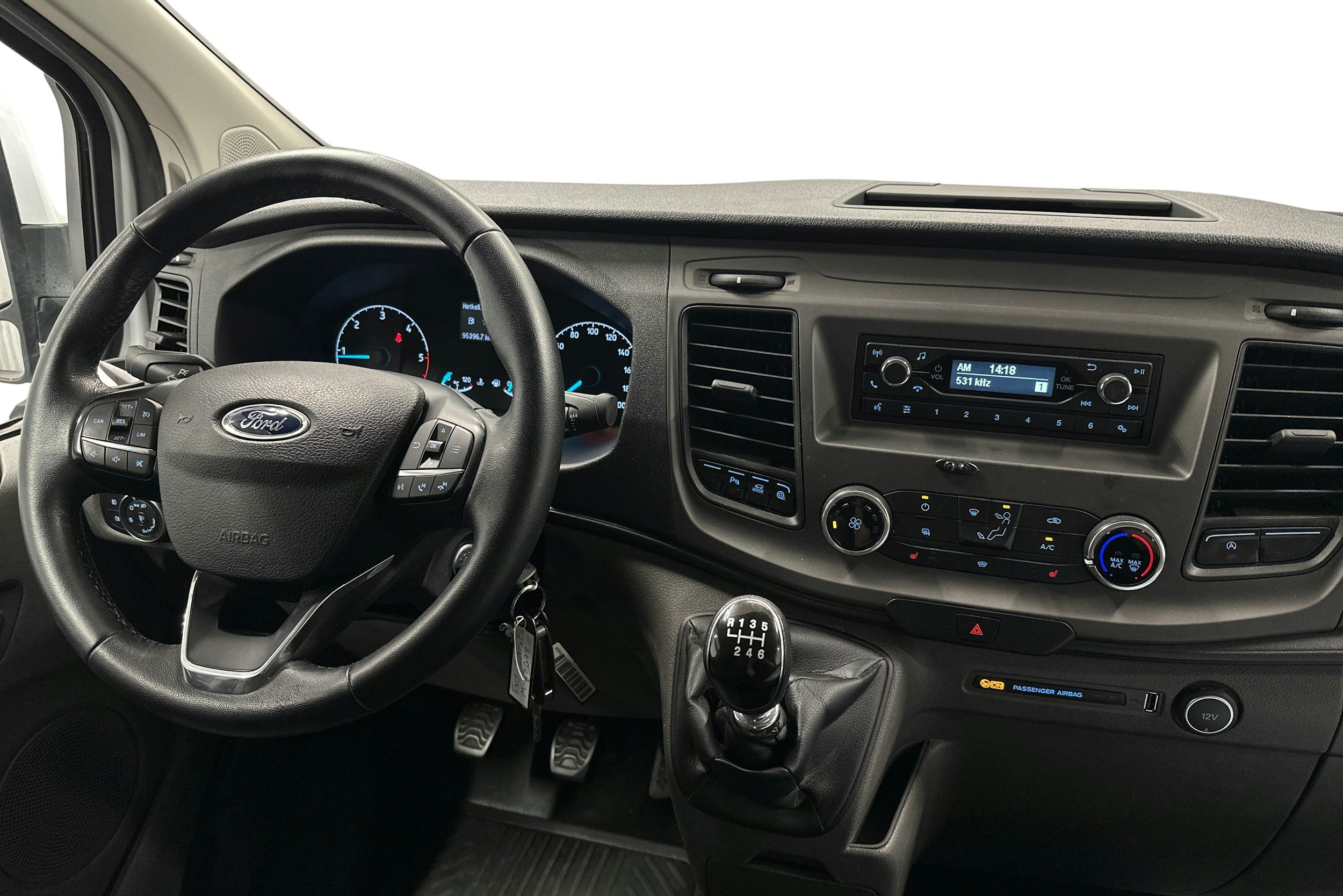 valkoinen Ford Transit Custom 2020 kuva 7.