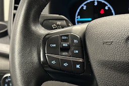 valkoinen Ford Transit Custom 2020 kuva 14.