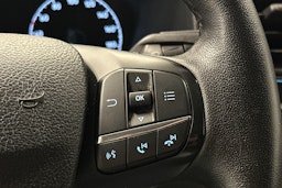 valkoinen Ford Transit Custom 2020 kuva 15.