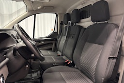 valkoinen Ford Transit Custom 2020 kuva 12.
