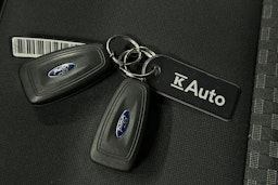 valkoinen Ford Transit Custom 2020 kuva 24.