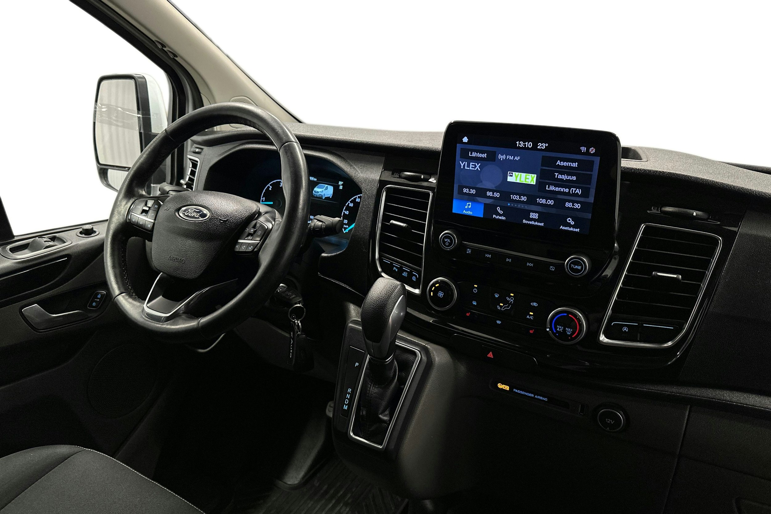 valkoinen Ford Transit Custom 2020 kuva 7.