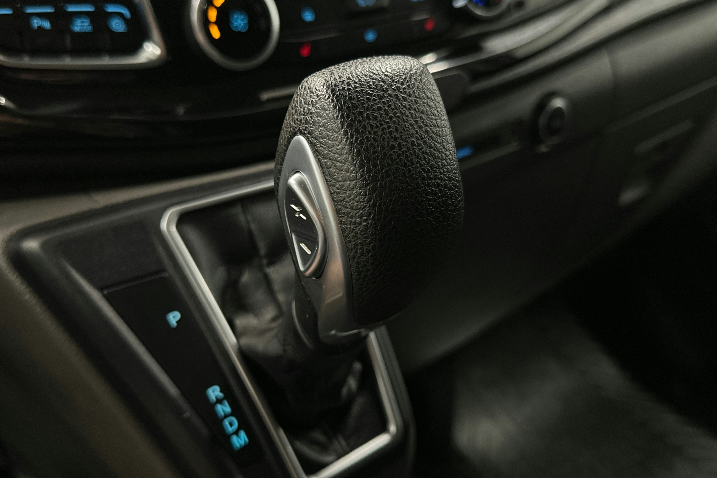 valkoinen Ford Transit Custom 2020 kuva 21.