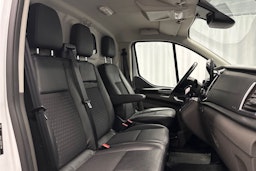 valkoinen Ford Transit Custom 2020 kuva 14.