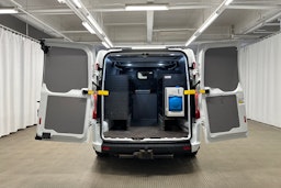 valkoinen Ford Transit Custom 2020 kuva 9.