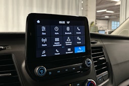 valkoinen Ford Transit Custom 2020 kuva 12.