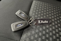 valkoinen Ford Transit Custom 2020 kuva 23.