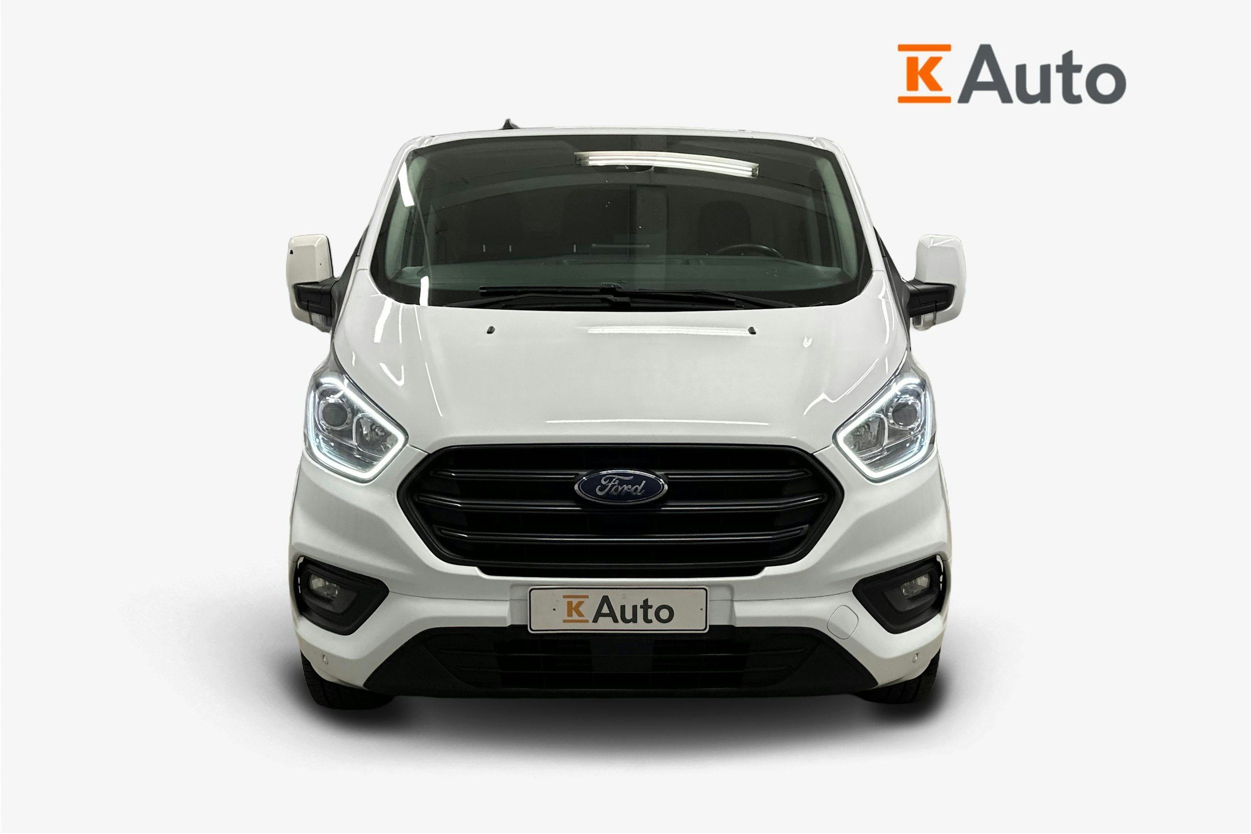 valkoinen Ford Transit Custom 2020 kuva 4.