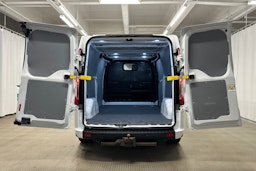 valkoinen Ford Transit Custom 2020 kuva 9.
