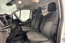 valkoinen Ford Transit Custom 2020 kuva 14.