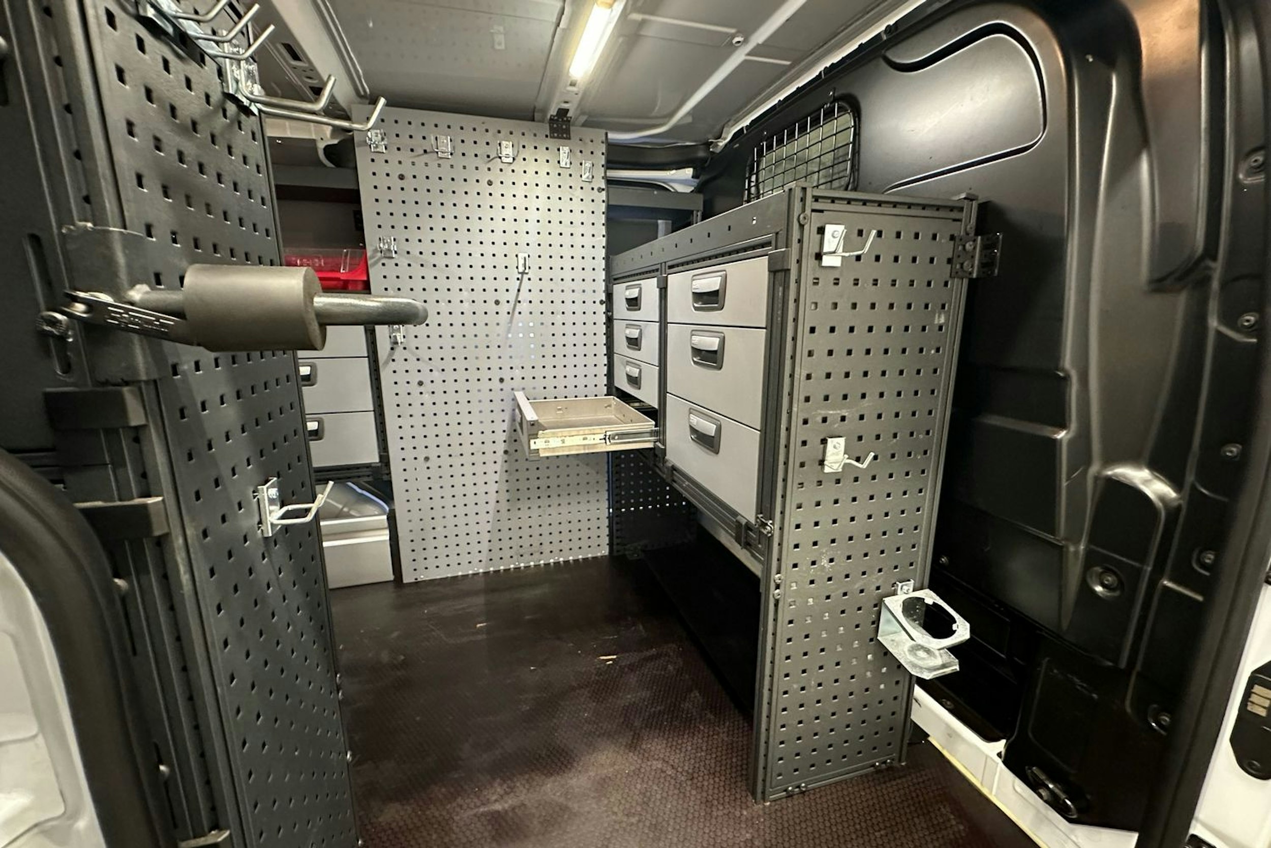 valkoinen Ford Transit Custom 2020 kuva 21.