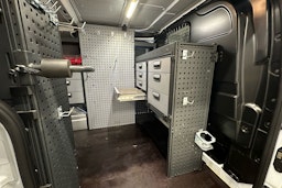 valkoinen Ford Transit Custom 2020 kuva 21.