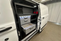 valkoinen Ford Transit Custom 2020 kuva 22.