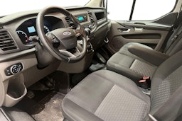 Valkoinen Ford Transit Custom 2020 kuva 6.