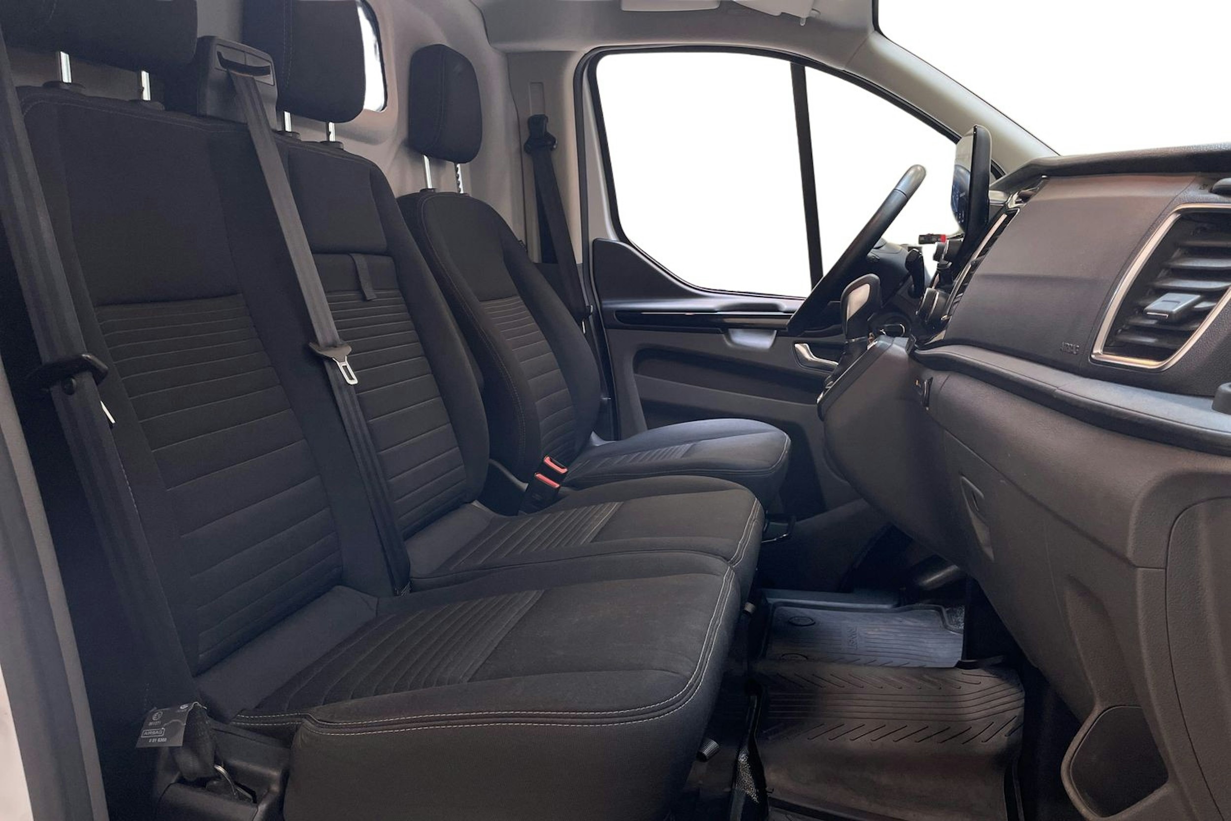 valkoinen Ford Transit Custom 2020 kuva 10.