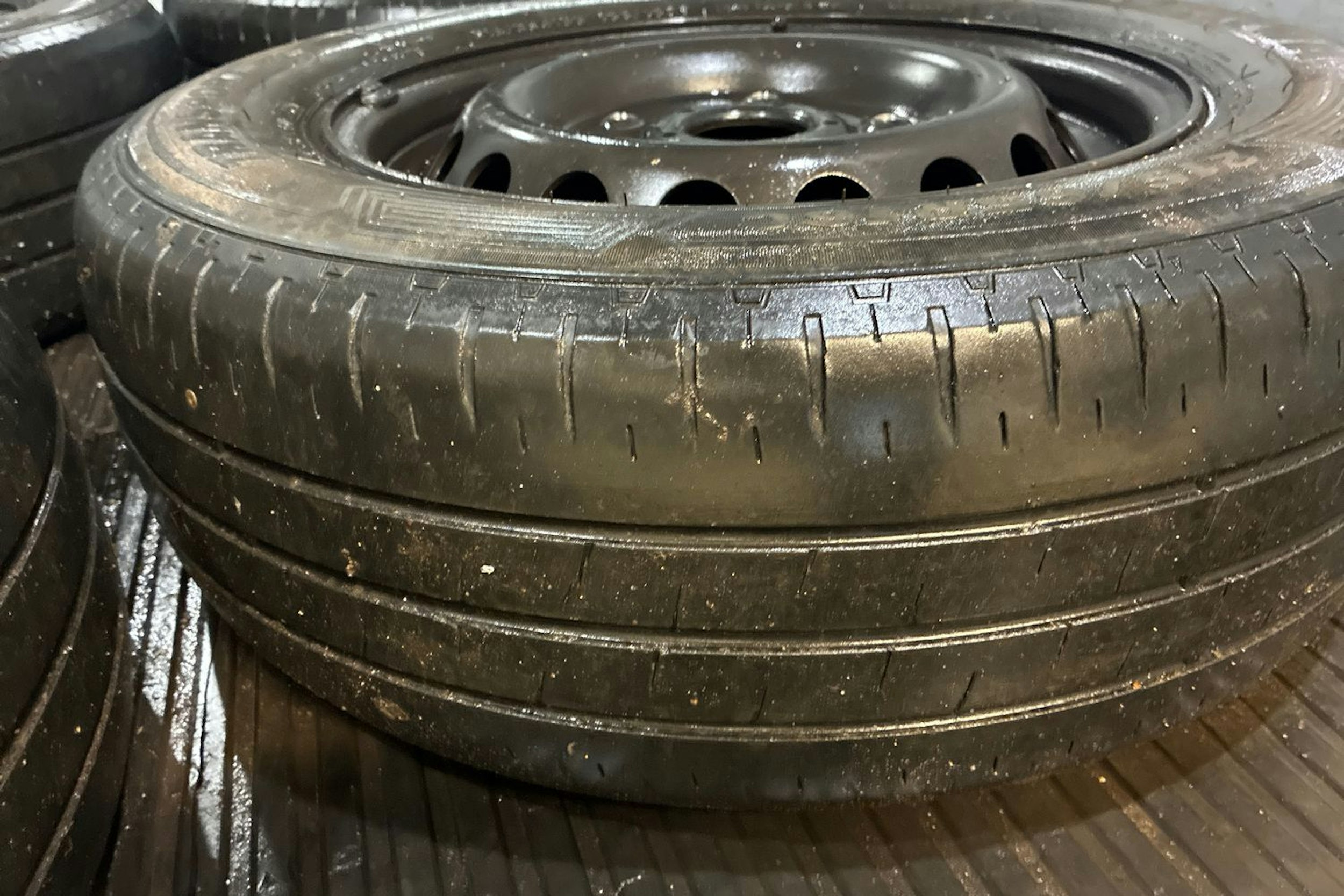 Valkoinen Ford Transit Custom 2020 kuva 17.