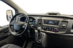 valkoinen Ford Transit Custom 2020 kuva 9.